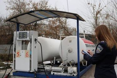 Рівненська ДПС попереджає про штрафи за продаж «нелегального» палива