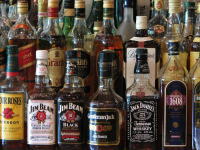10 знаменитих міфів про вживання алкоголю