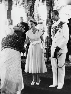 Якими були і якими стали: Єлизавета II і принц Філіпп 70 років у шлюбі