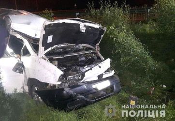 На Дубенщині в ДТП загинув водій фургону