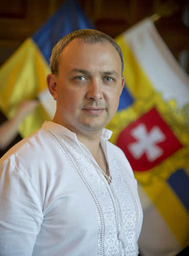 ОЛЕКСІЙ МУЛЯРЕНКО: “Мої цінності та переконання залишаються чітко на проукраїнських і проєвропейських позиціях”*