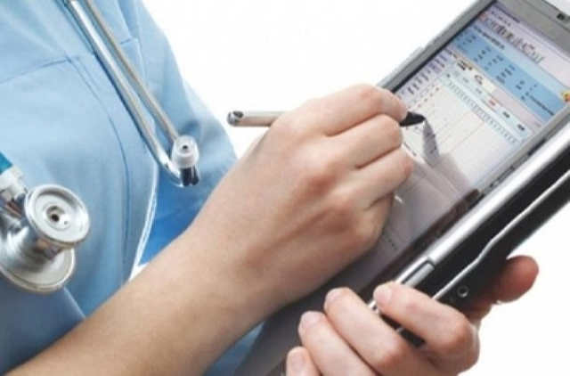 Лікарів Рівненщини навчали працювати з е-лікарняними