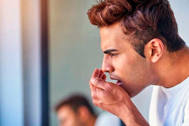 Як по запаху з рота визначити підвищення рівня цукру в крові