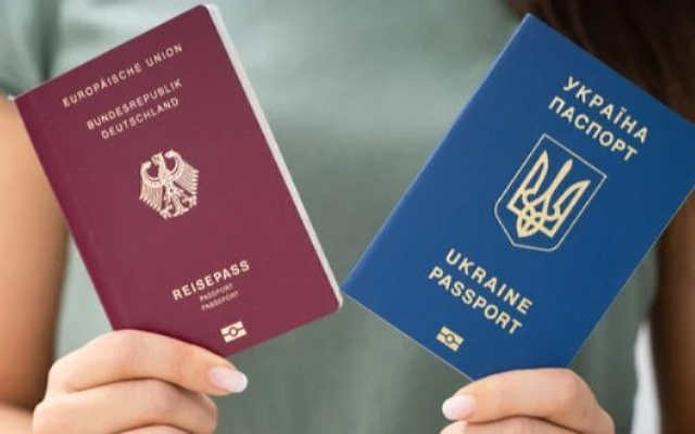 В Україні можуть дозволити множинне громадянство