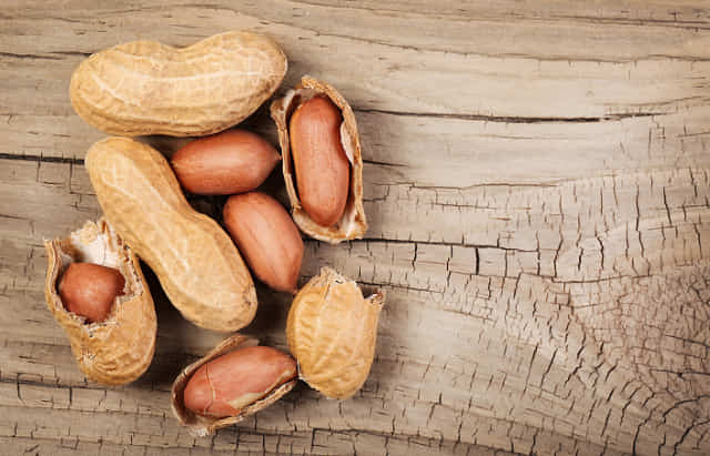 Коли і як правильно їсти арахіс, щоб знизити артеріальний тиск і вагу?