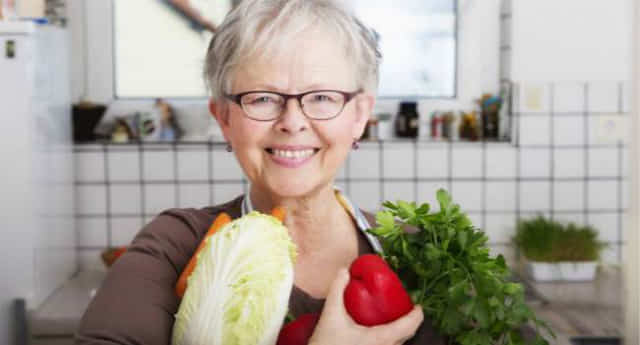 Яку спецію дієтологи рекомендують вживати людям старше 65?
