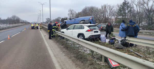 Автопригода у Рівненському районі: травмувались двоє пасажирок