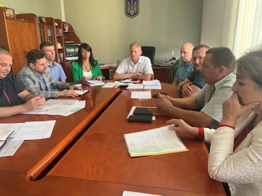У Рівненській ОДА визначили ймовірні джерела неприємного запаху в обласному центрі. Усі перевірять У Рівненській ОДА визначили ймовірні джерела неприємного запаху в обласному центрі. Усі перевірять