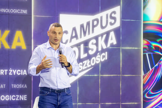 Віталій Кличко: «Взаємодія українських громад з містами країн ЄС дасть можливість швидше відбудувати нашу зруйновану інфраструктуру…» Віталій Кличко: «Взаємодія українських громад з містами країн ЄС дасть можливість швидше відбудувати нашу зруйновану інфраструктуру…»