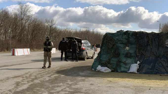 На Рівненщині розгорнуто майже 400 блок-постів