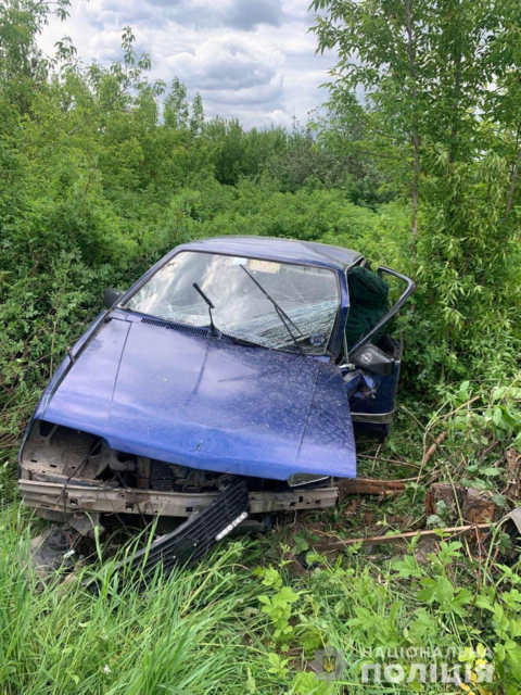 Втік з місця ДТП, залишивши травмованих дітей в авто