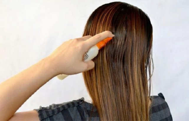 Як самостійно приготувати спрей для росту волосся?