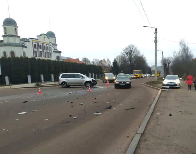 ДТП за участю поліцейського службового авто