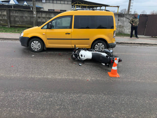 Неповнолітній мотоцикліст потрапив у ДТП