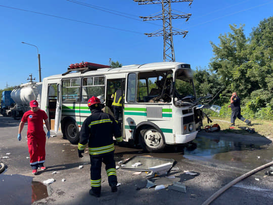 Автобус з пасажирами потрапив у автопригоду