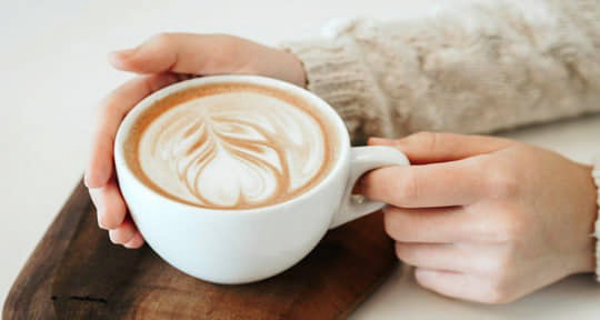Названо простий спосіб пити каву без шкоди для здоров’я