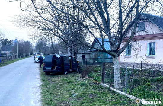 П’яний наїхав на лавку, де сиділо подружжя: жінка загинула